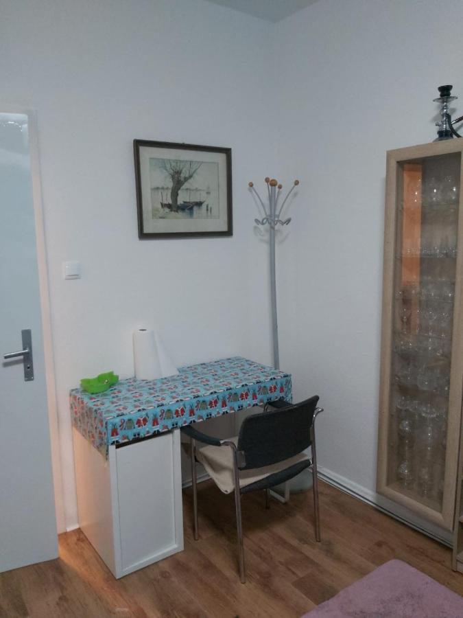 1 Zimmerwohnung Mit Kueche, Balkon Und Badezimmer In Duesseldorf Apartmen ภายนอก รูปภาพ