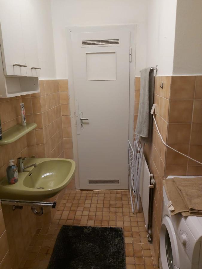 1 Zimmerwohnung Mit Kueche, Balkon Und Badezimmer In Duesseldorf Apartmen ภายนอก รูปภาพ